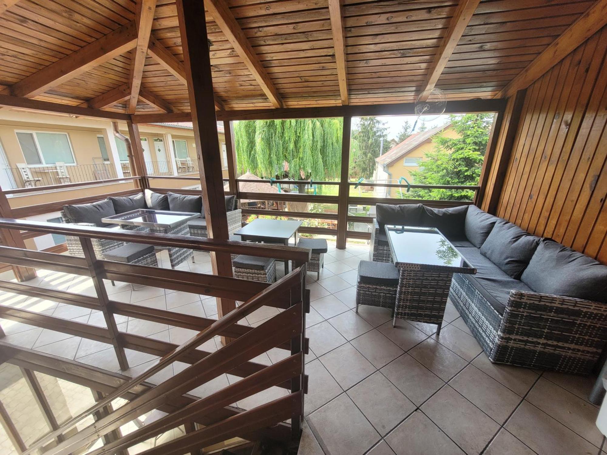 Penzión Korzo Štúrovo Exterior foto
